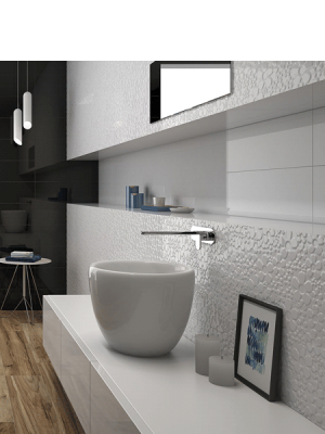 Revestimiento soft decorado daisy white brillo 20 x 60 cm. Una serie de azulejos para paredes de colores cálidos para cualquier diseño de tu cocina o baño.