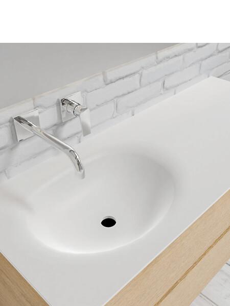 Mueble de baño 120 cm Wood roble natural con 2 cajones, lavabo de Solid surface seno izquierdo con 0 orificio(s) para el grifo. 24 Mueble de baño suspendido Vica 120 Wood roble natural 2 cajones en acabado Wood nogal mate. Un mueble de baño de apertura suave por uñero con encimera para grifo empotrado y seno izquierda.