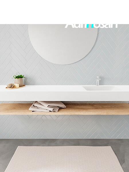 Mueble de baño suspendido moderno con encimera de solid surface