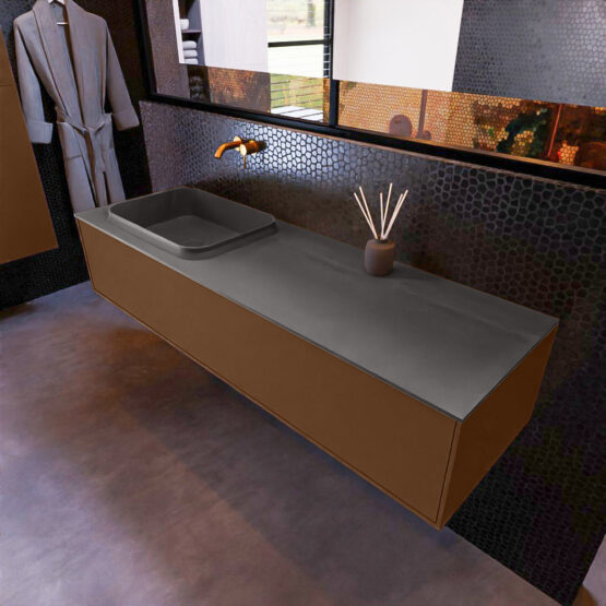 MONDIAZ ERIN 150cm mueble de baño color Rust 1 cajón. Lavabo RIDGE Izquierda sin orificio color Dark Grey.