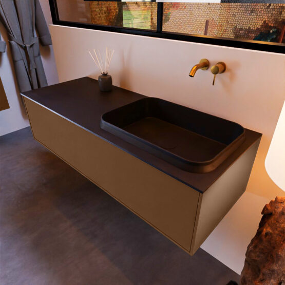 MONDIAZ ERIN 120cm mueble de baño color Rust 1 cajón. Lavabo RIDGE Derecho sin orificio color Urban.