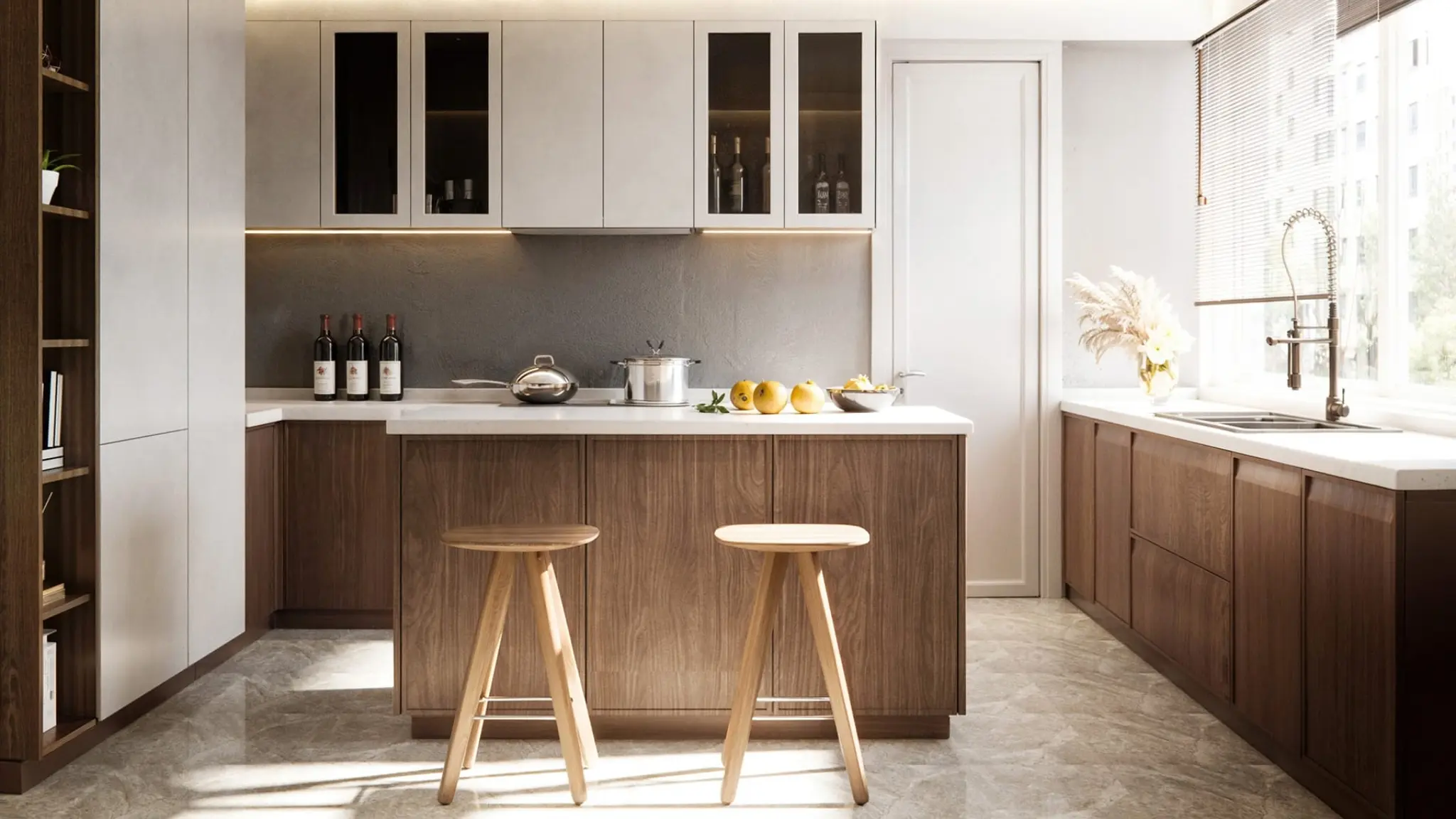 Cocinas pequeñas con desayunador 1 Cocina moderna con muebles de madera, isla central con taburetes, encimeras blancas y gran entrada de luz natural.