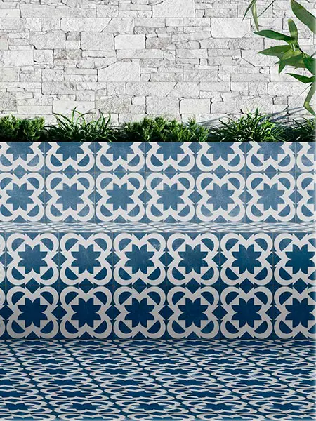 Descubre el azulejo porcelánico Fez Blue.