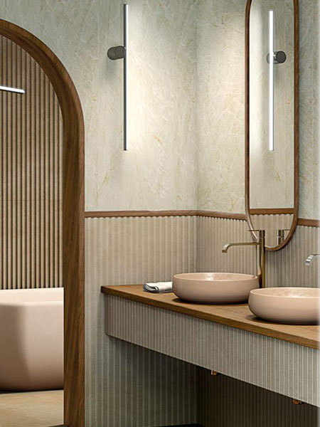 Baño elegante con azulejo porcelánico beige efecto listones