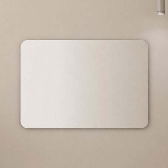 Espejo de bano Liso CR horizontal con cantos redondeados colgado en pared beige