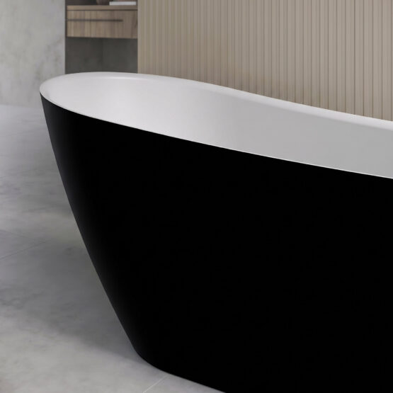 Bañera exenta Wavy Mini de Fiora en Negro con interior blanco en un baño contemporáneo